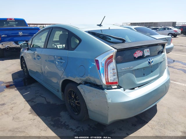 2013 Toyota PRIUS THREE 照片 6