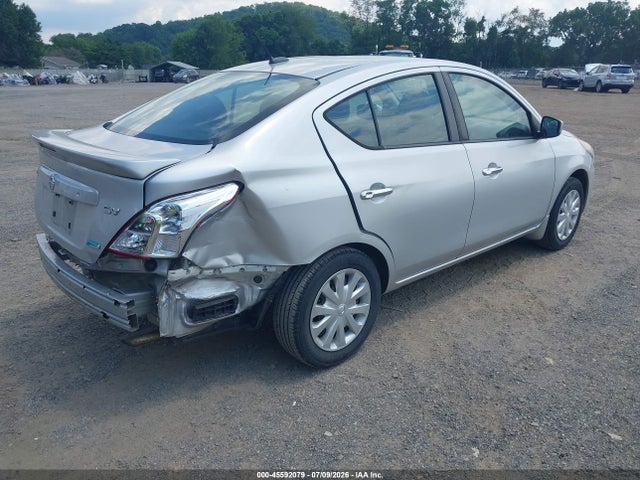 2016 Nissan VERSA 1.6 SV 照片 4