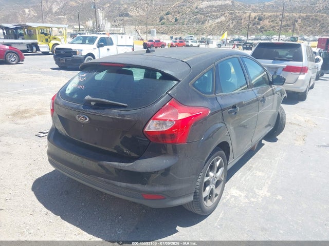 صورة مصغرة 4 لـ 2014 FORD FOCUS SE
