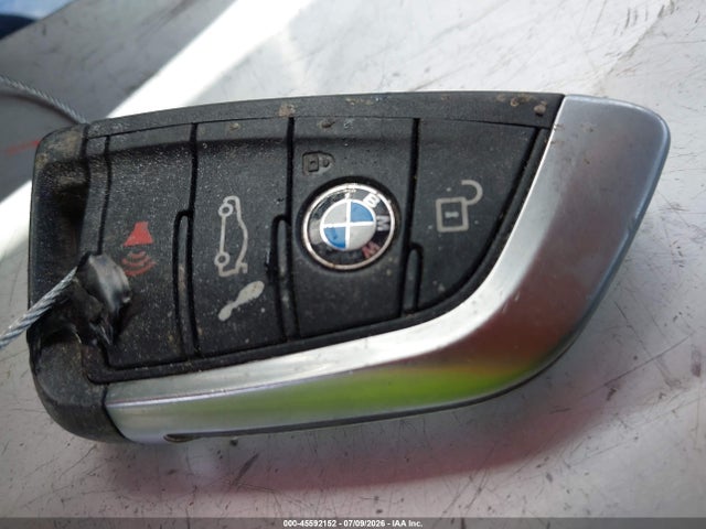 2015 BMW 320I XDRIVE — миниатюра 11