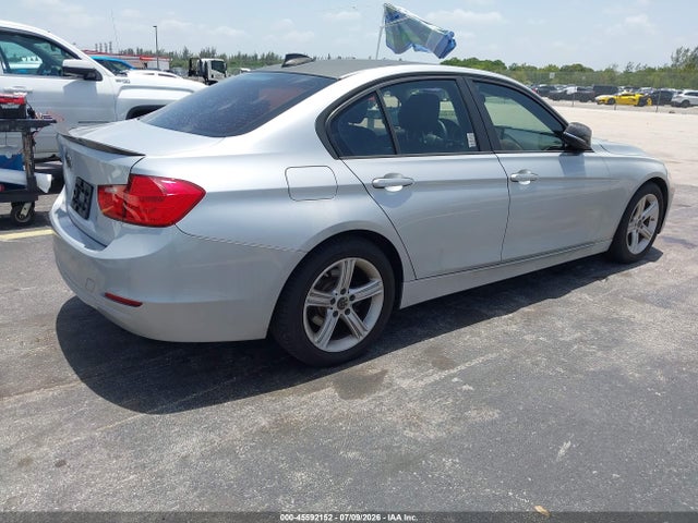 2015 BMW 320I XDRIVE photo 4