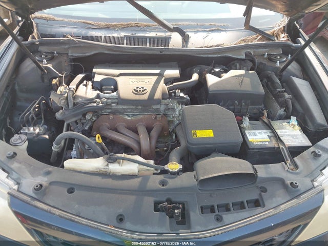 2012 Toyota CAMRY SE photo 10