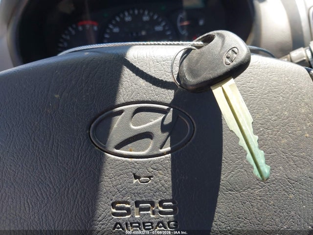 2000 Hyundai ACCENT GL — миниатюра 11