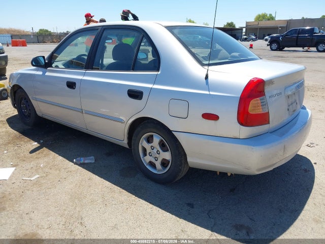 2000 Hyundai ACCENT GL — миниатюра 3