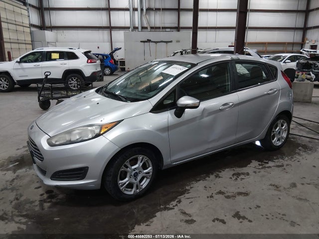 2015 FORD FIESTA SE — фото 2