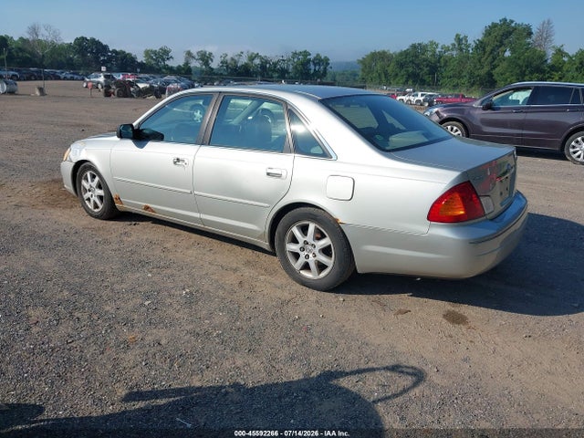 2000 Toyota AVALON XLS 照片 3