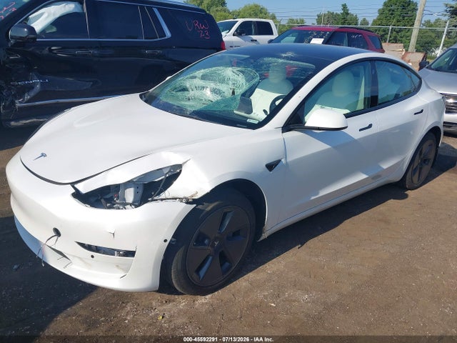 صورة 2 لـ 2022 Tesla MODEL 3 LONG RANGE DUAL MOTOR ALL-WHEEL DRIVE