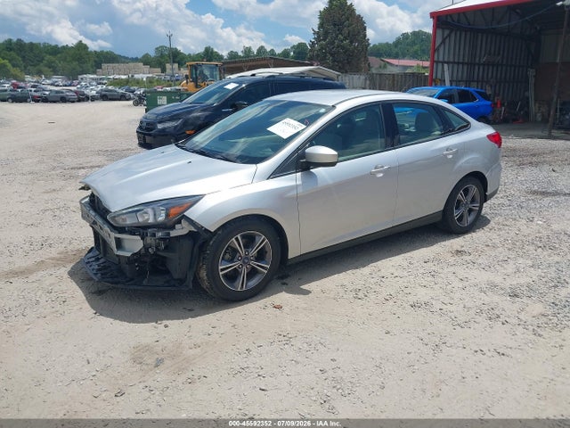 2018 FORD FOCUS SE 照片 2