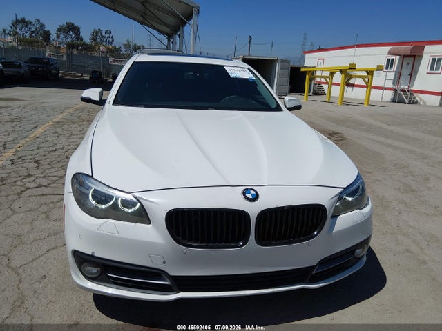 2015 BMW 528I — миниатюра 12