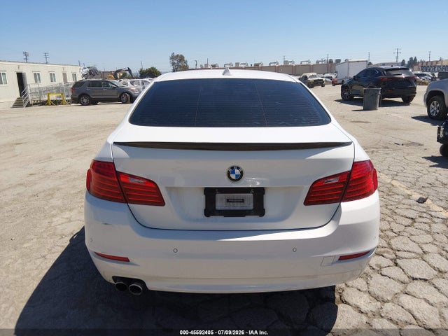 2015 BMW 528I — миниатюра 16