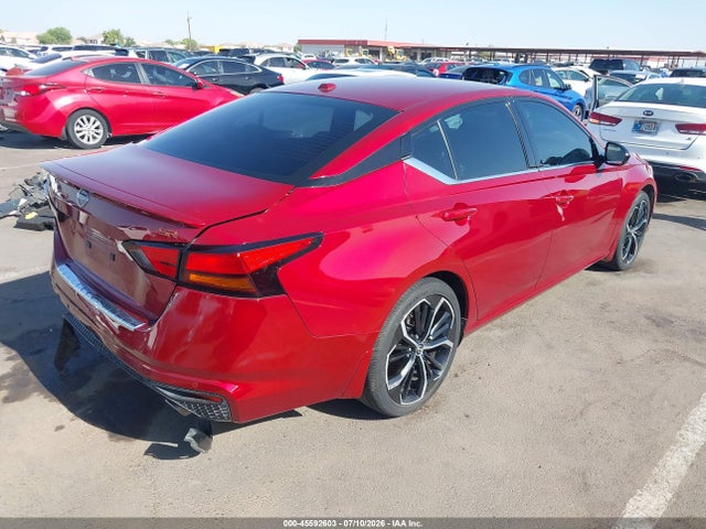 2023 Nissan ALTIMA SR FWD photo 4