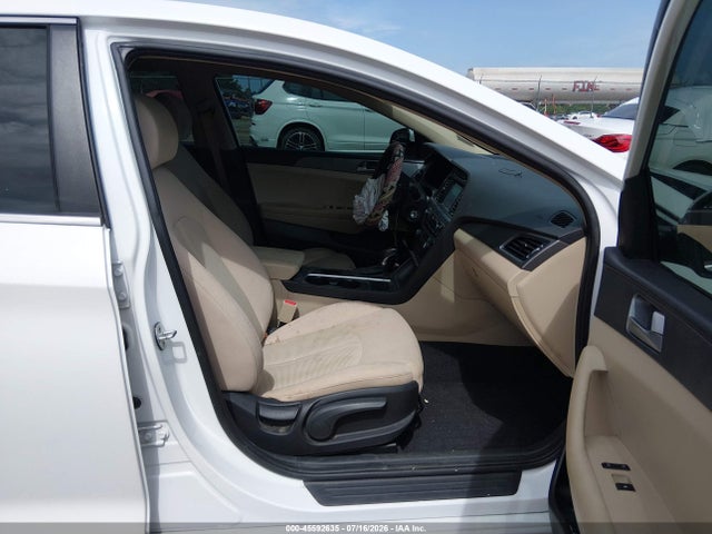 2017 Hyundai SONATA SE 照片 5