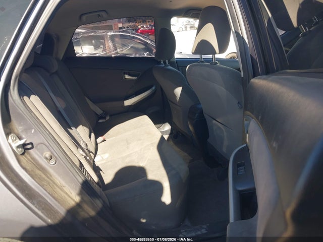 صورة 8 لـ 2014 Toyota PRIUS TWO