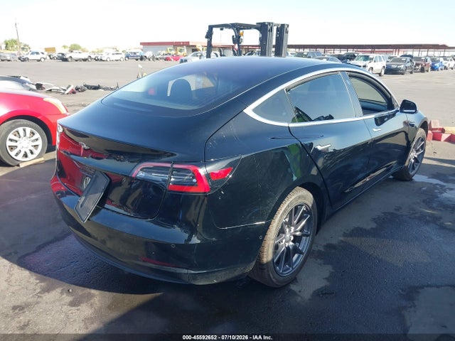 2018 Tesla MODEL 3 LONG RANGE/MID RANGE — фото 4