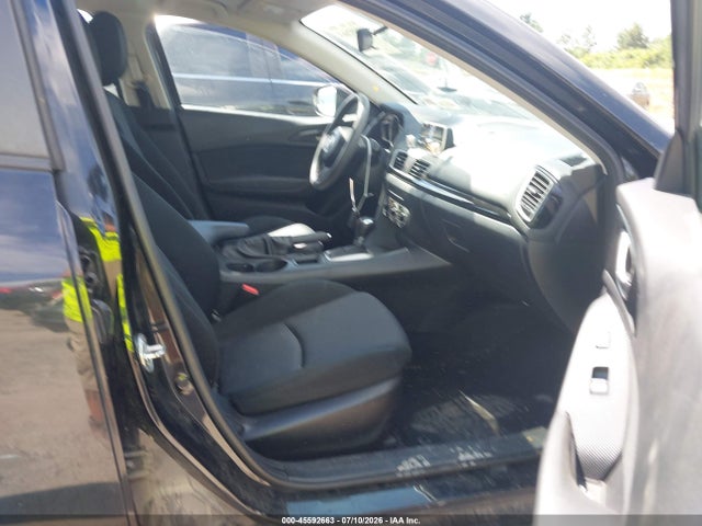صورة 5 لـ 2014 Mazda MAZDA3 I SPORT