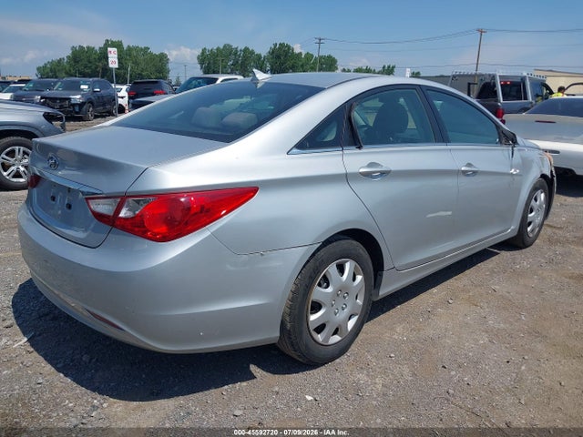2012 Hyundai SONATA GLS 照片 4