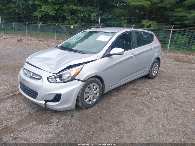 2017 Hyundai ACCENT SE photo 2
