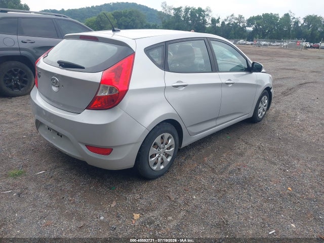 2017 Hyundai ACCENT SE photo 4