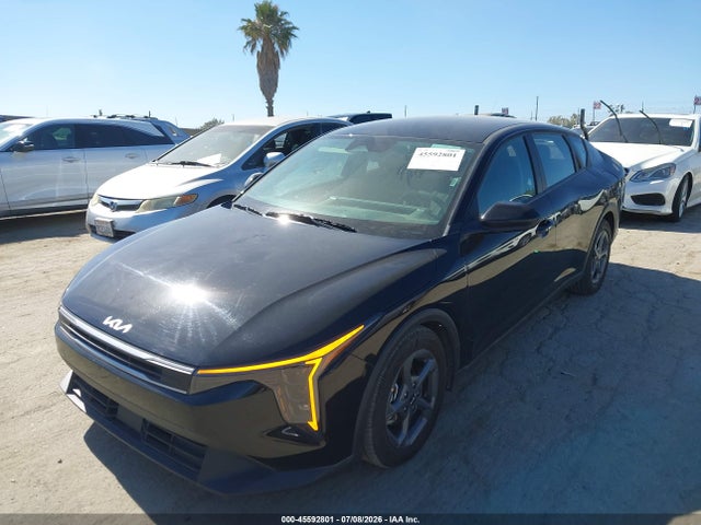 2025 KIA K4 LXS photo 2