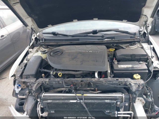 2015 Chrysler 200 S 照片 10