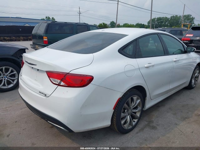 2015 Chrysler 200 S 照片 4