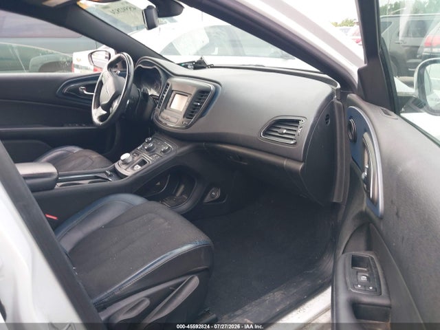 2015 Chrysler 200 S 照片 5