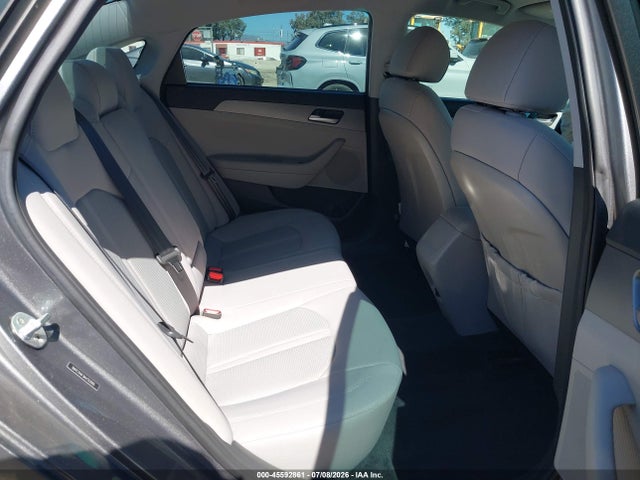 صورة 8 لـ 2019 Hyundai SONATA SE