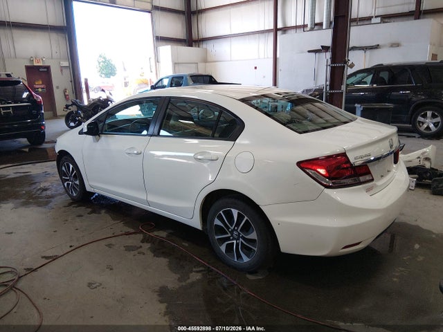 2013 Honda CIVIC LX photo 3