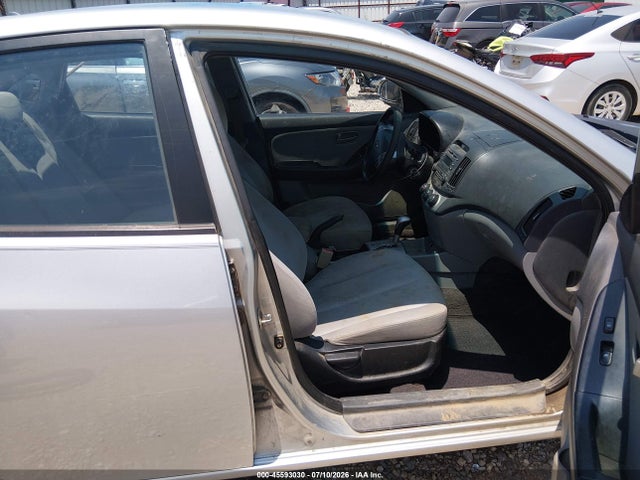صورة 5 لـ 2009 Hyundai ELANTRA SE