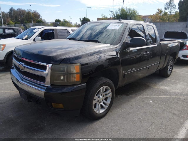 صورة 2 لـ 2007 Chevrolet SILVERADO 1500 LT2