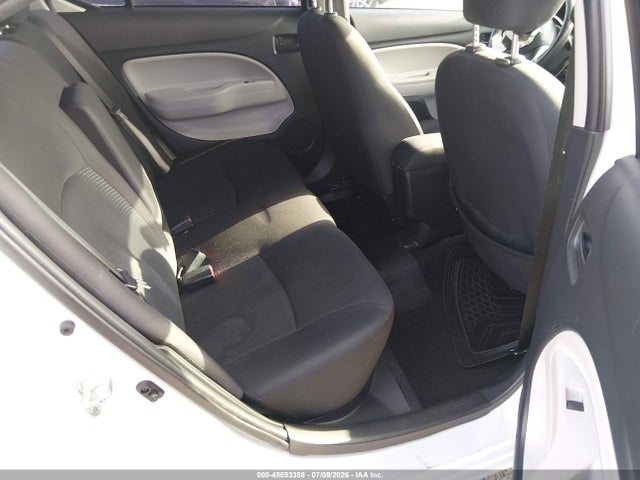 2018 Mitsubishi MIRAGE G4 ES 照片 8