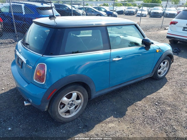 صورة 4 لـ 2010 MINI COOPER