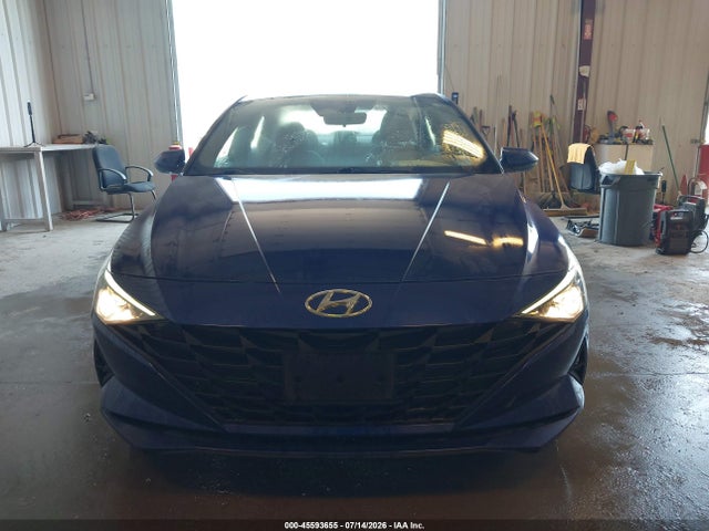 صورة 6 لـ 2021 Hyundai ELANTRA SE