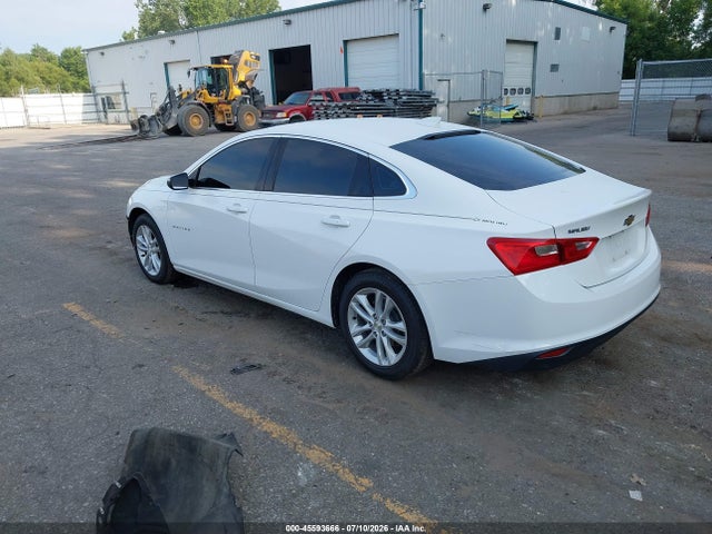 2017 Chevrolet MALIBU 1LT — фото 3