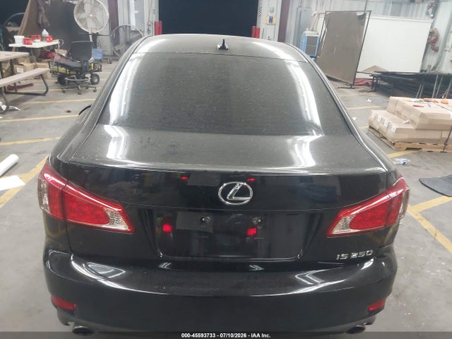 2013 Lexus IS 250 thumbnail 16