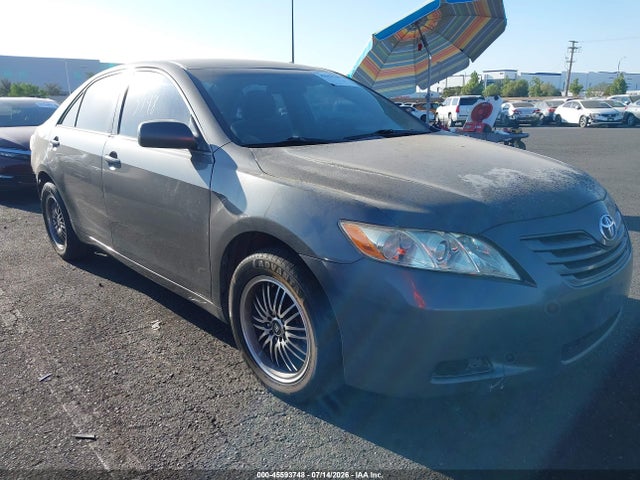 2009 TOYOTA CAMRY LE