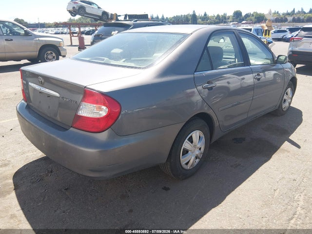 صورة 4 لـ 2004 Toyota CAMRY LE