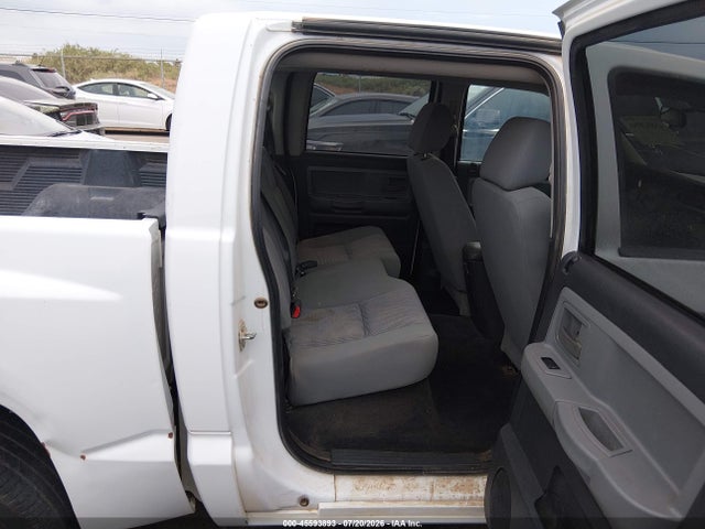 صورة 8 لـ 2010 Dodge DAKOTA BIGHORN/LONESTAR