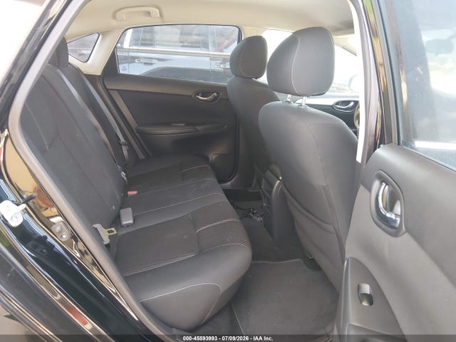 2016 Nissan SENTRA S 照片 8