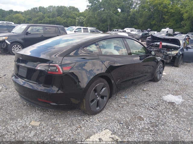 صورة 4 لـ 2021 Tesla MODEL 3 STANDARD RANGE PLUS REAR-WHEEL DRIVE