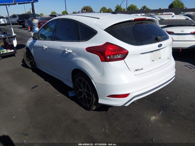 صورة 3 لـ 2016 FORD FOCUS SE
