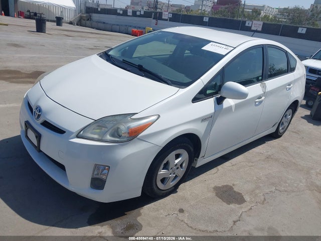 2010 Toyota PRIUS II photo 2