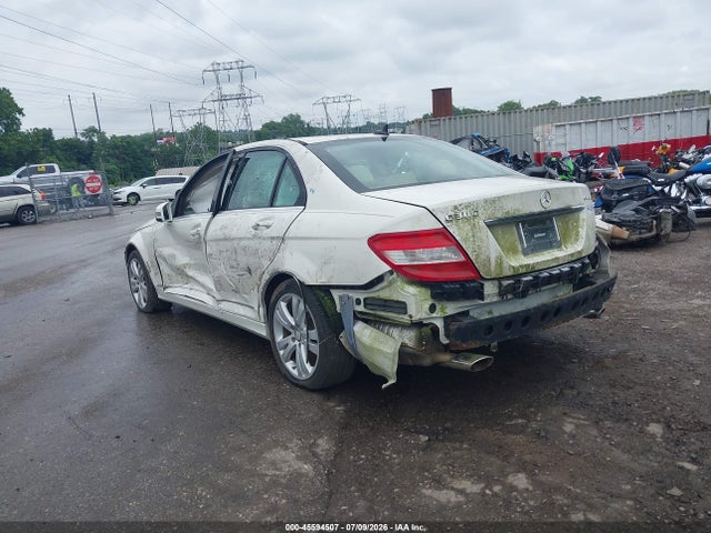 2010 Mercedes-BENZ C 300 LUXURY 4MATIC — фото 6