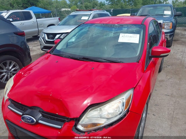 2014 FORD FOCUS SE 照片 6