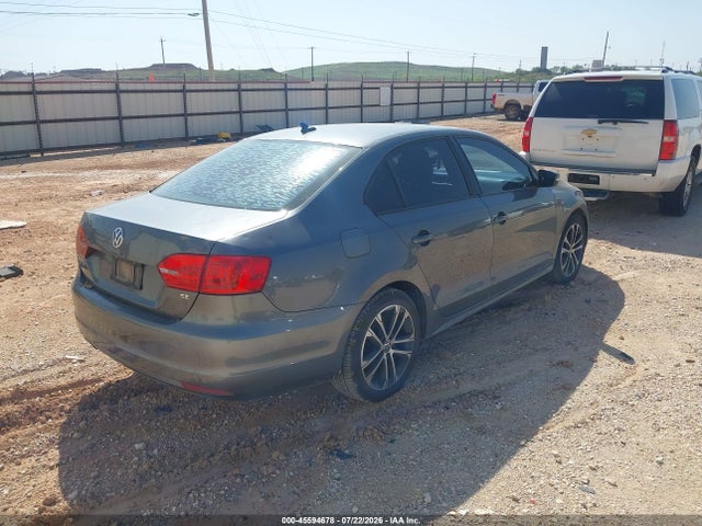 صورة 4 لـ 2014 Volkswagen JETTA 1.8T SE