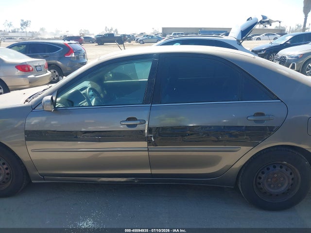 صورة مصغرة 14 لـ 2003 Toyota CAMRY LE