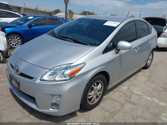 2010 Toyota PRIUS IV — фото 2