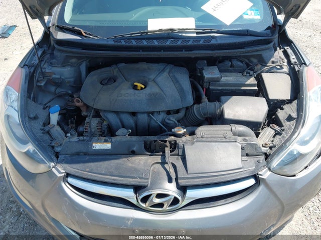 2013 Hyundai ELANTRA GLS 照片 10