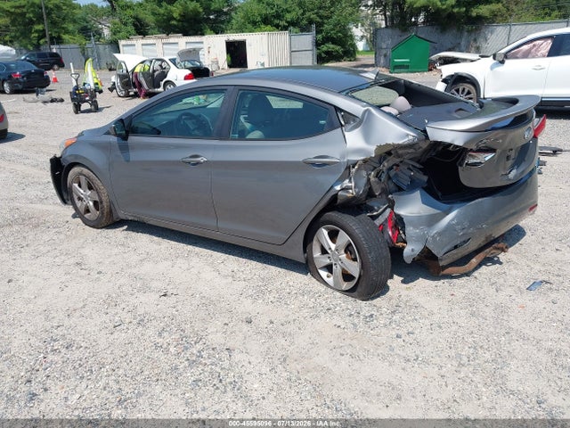 2013 Hyundai ELANTRA GLS 照片 3