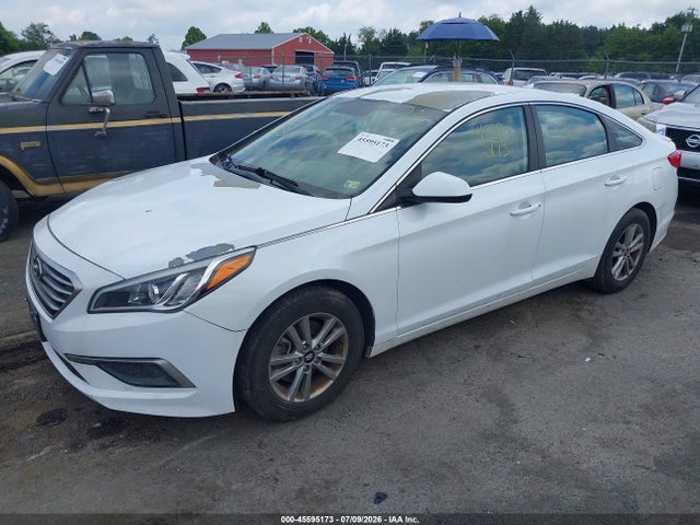 2017 Hyundai SONATA SE — фото 2